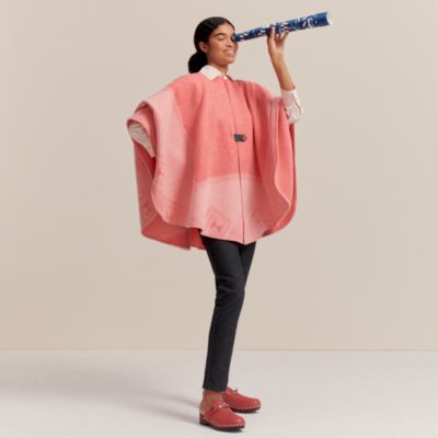 【セレブ愛用】HERMES Manteau Inspiration Poncho コート Wool and cashmere cape | Hermès USA